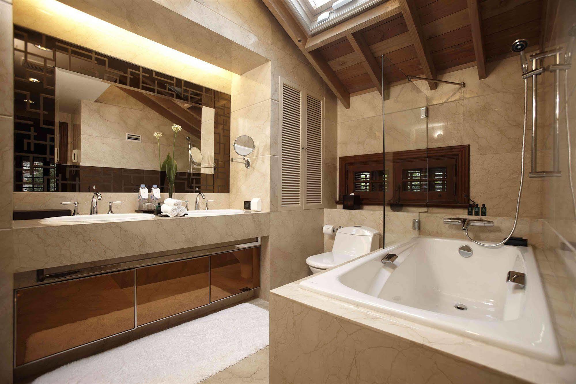 Hotel Massenet At Sinan Mansions Shanghai Exterior foto